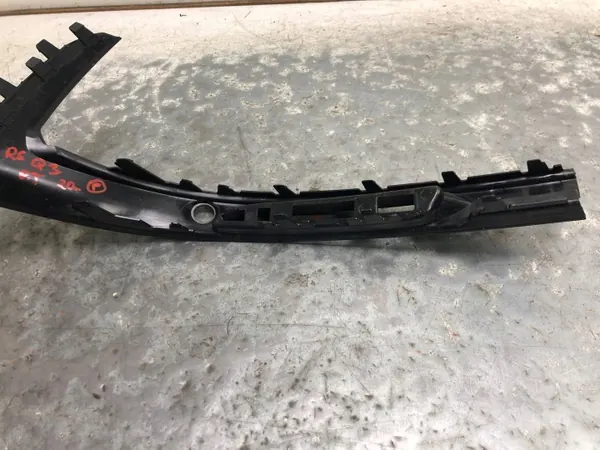 OEM 83F807834C Takapuskurin Oikea Lista Audi RS Q3 image 5