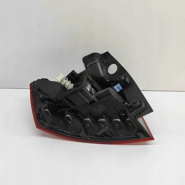 Luz trasera derecha VW PASSAT B8 3G9945096D image 5