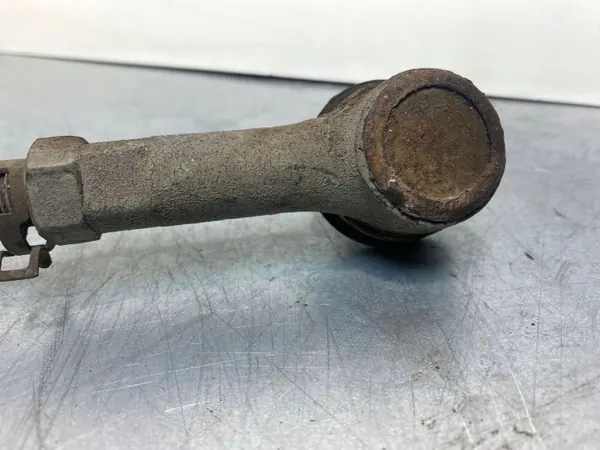 Biela de dirección Mitsubishi OE OEM FBZ23097 - Usado image 4