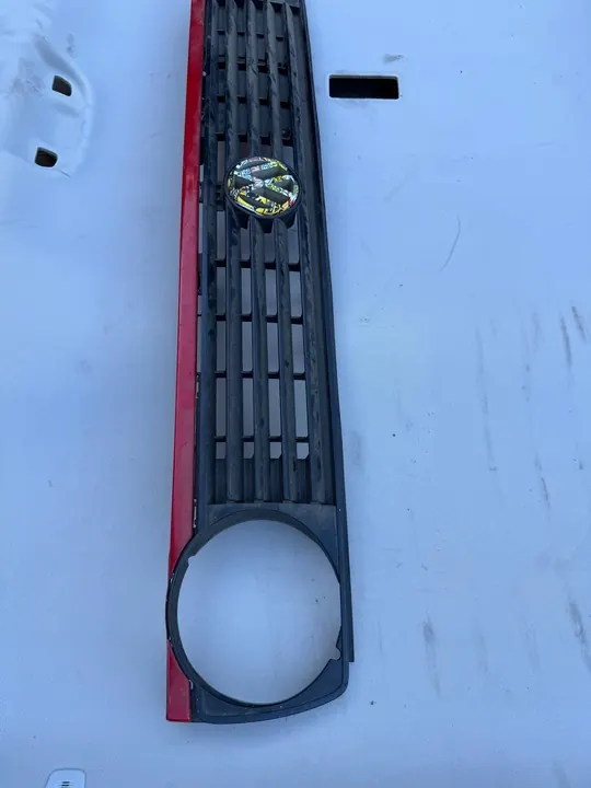 Grill Emblem VW GOLF II 1983-1991 image 2