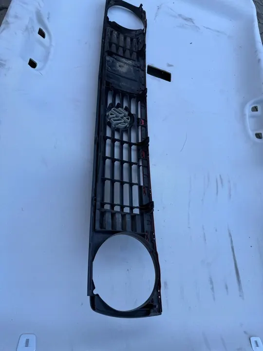 Grill Emblem VW GOLF II 1983-1991 image 5