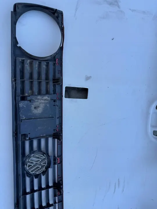 Grill Emblem VW GOLF II 1983-1991 image 7