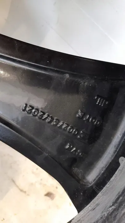 Rueda de aluminio Volkswagen ID.4 17" OE 1T36010255 image 6