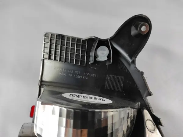 Luz antiniebla trasera izquierda Peugeot 308 CC 9683074580 image 3