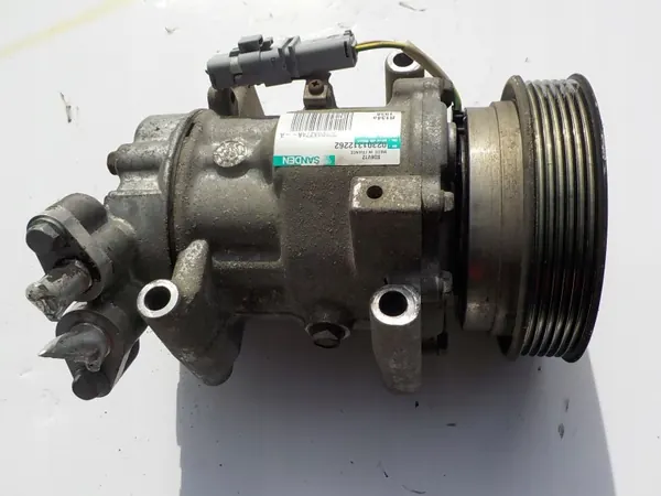 Nissan Airco Compressor OEM 92600AZ74A - Gebruikt image 2