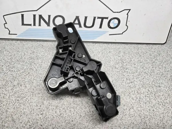 Conector Luz Traseira BMW OEM 0391700 - Usado image 4