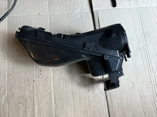 Réservoir AdBlue VOLVO XC60 II XC90 II image 2