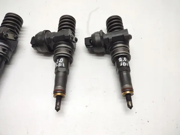 Bomba lavaparabrisas OEM 038130073AP para VW Golf V Caddy image 3
