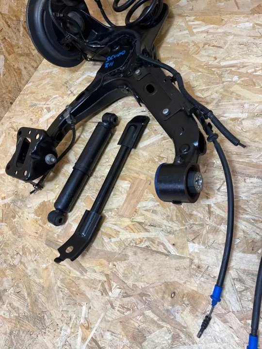 Poutre suspension arrière gauche/droite OEM Scudo Expert image 8