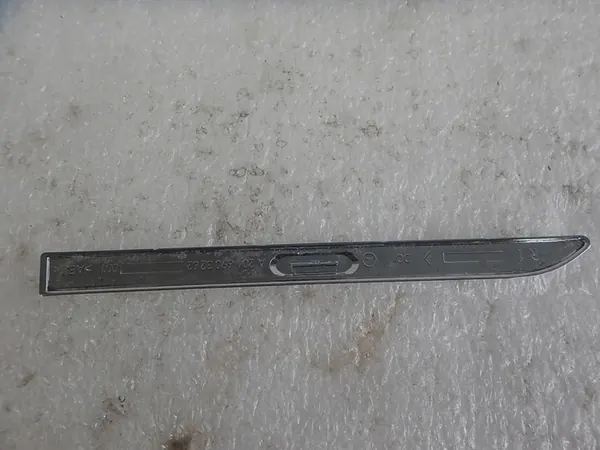 MERCEDES C W204 Modanatura Parafango Destro Cromo A2046903262 image 3