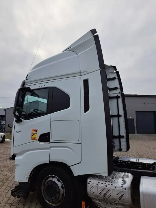 Cabine de couchage complète Iveco OE pour S-Way 2020 image 3