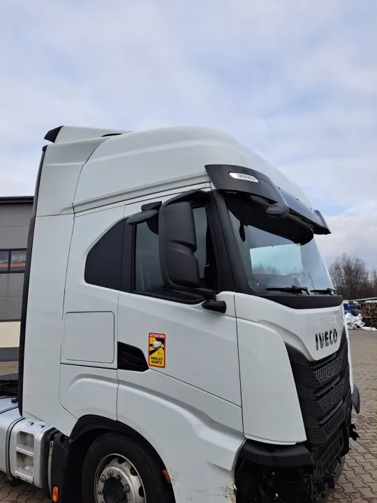 Cabine de couchage complète Iveco OE pour S-Way 2020 image 7