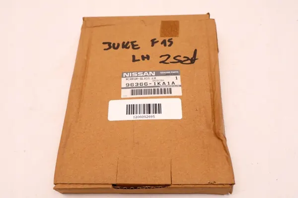 Nissan Juke F15 Vasen Peili-Insertti OEM 96366-1KA1A image 8