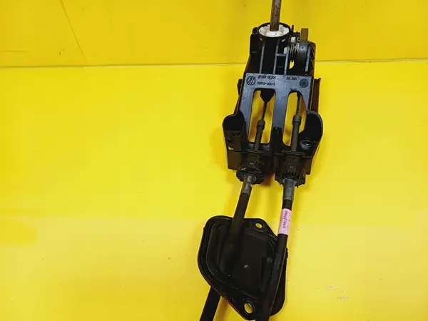 Sélecteur de vitesses manuel Toyota Yaris I 1.0B 33530-0D010 image 4