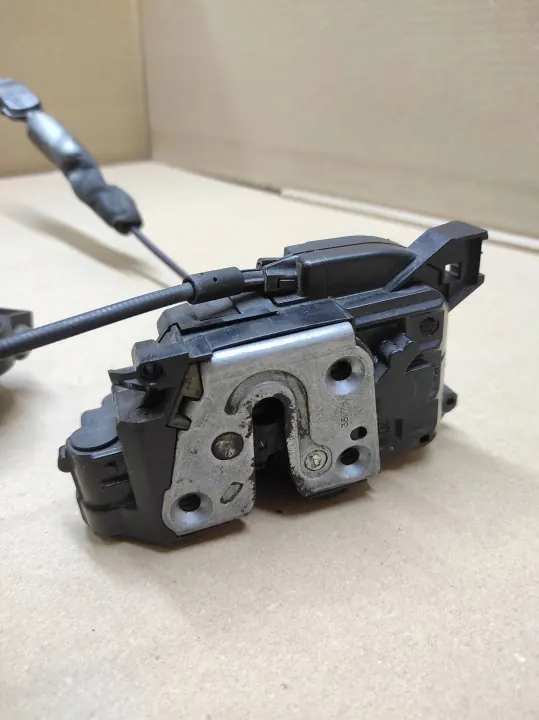 Serrure Portière Avant Droite OEM 805000004R - Renault Laguna III image 5