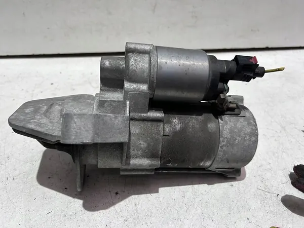 Motor de arranque Opel Astra K 1.5 CDTI OEM 55497009 image 2