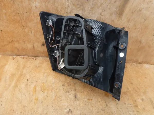 Luz Trasera Derecha Skoda Fabia III Kombi 14-21 OE image 2