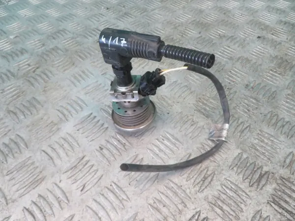AdBlue-suutin OEM A0004901013 Mercedes Sprinterille image 2