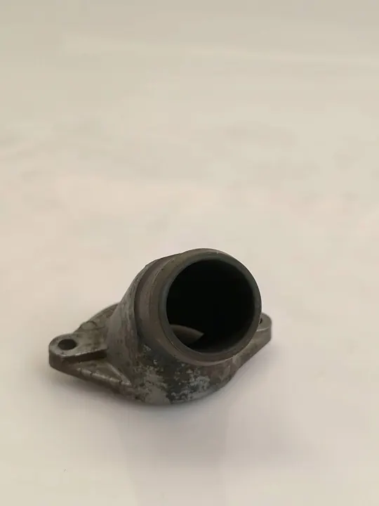 Audi 80 90 B2 1985 Termostato / Carcasa image 2