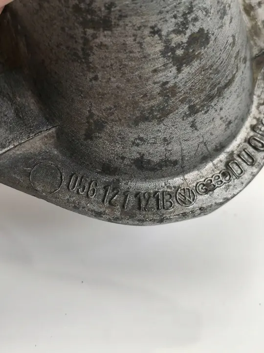 Audi 80 90 B2 1985 Termostato / Carcasa image 4