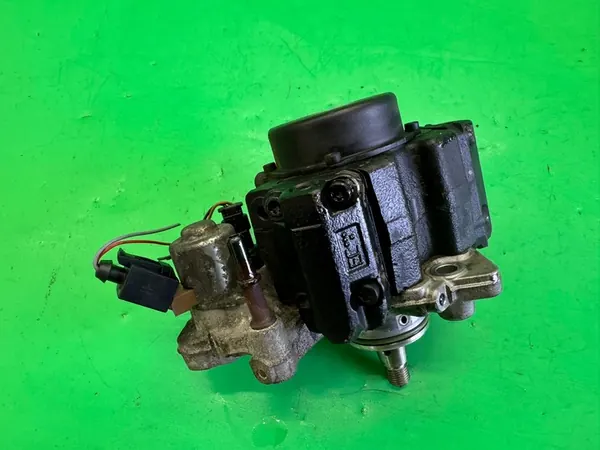 Hochdruckkraftstoffpumpe 33100-2A710 Hyundai i20 I 1.4 CRDI image 6