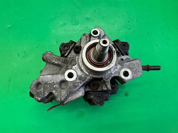 Hochdruckkraftstoffpumpe 33100-2A710 Hyundai i20 I 1.4 CRDI image 8