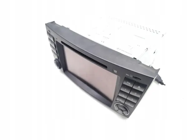 Mercedes-Benz E-Klasse GPS/CD/DVD-Einheit OEM E910R-041223 image 10
