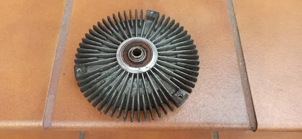 MERCEDES W124 2.6 3.0E Visco Koppling image 4