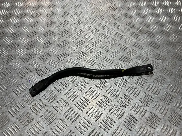 Ancrage de ceinture de sécurité gauche Renault Captur II 19- OEM PU24028 image 1