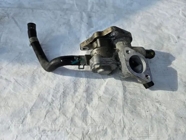 Caja termostato OEM KRÓCIEC para Hyundai i30 1.6 CRDI image 3