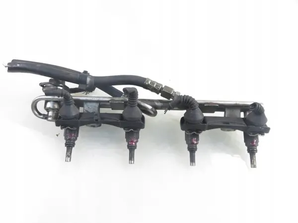 Rampe de carburant Audi A4 1.8 T, 06B133551B image 7