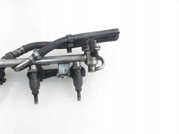 Rampe de carburant Audi A4 1.8 T, 06B133551B image 9