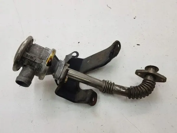 Válvula EGR Maserati OEM 72216900 - Usada image 2