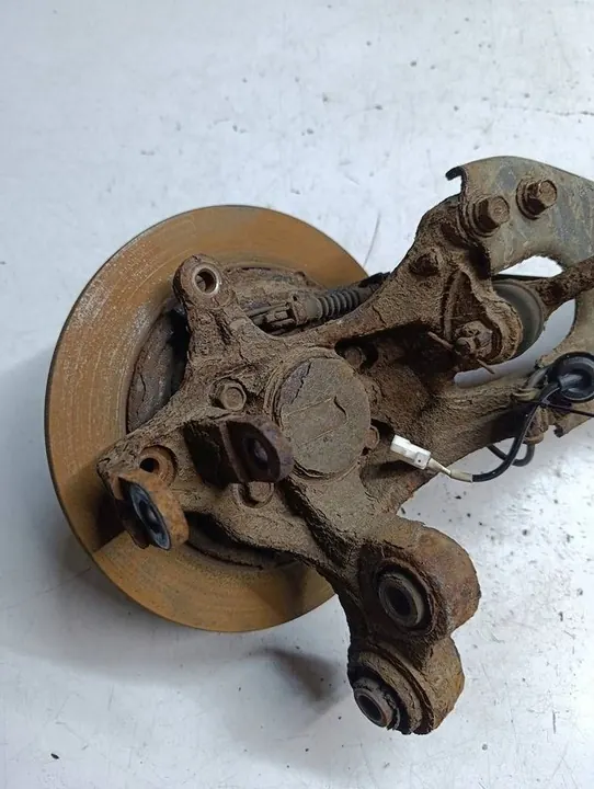 Hyundai ix35 09-15 LIFT 1.7 CRDI Mozzo posteriore sinistro 55270-2S850 image 5