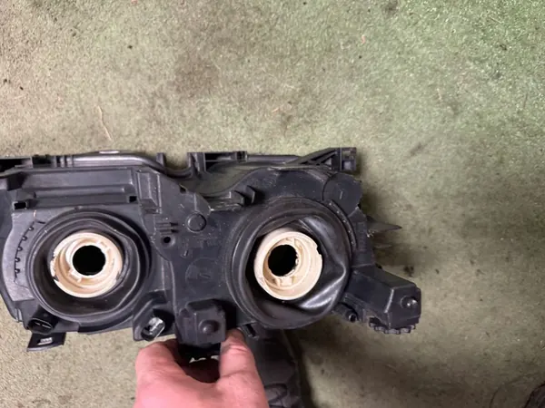 Farol esquerdo BMW 3 E46 Coupe/Cabrio Magneti Marelli image 5