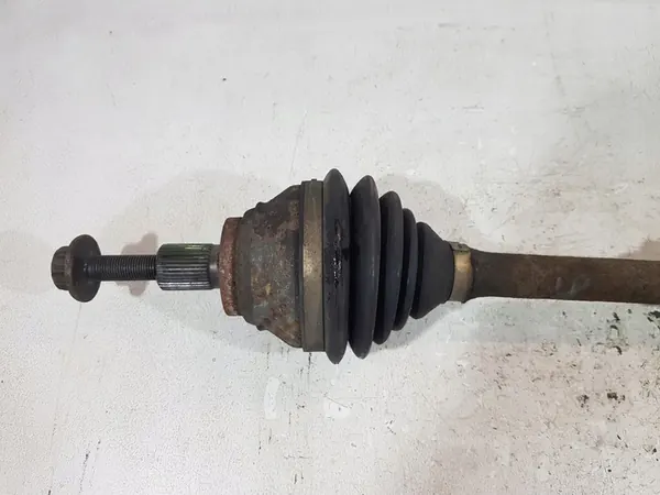 Vänster fram drivaxel VW Tiguan 5N 2.0 TDI 4X4 image 2