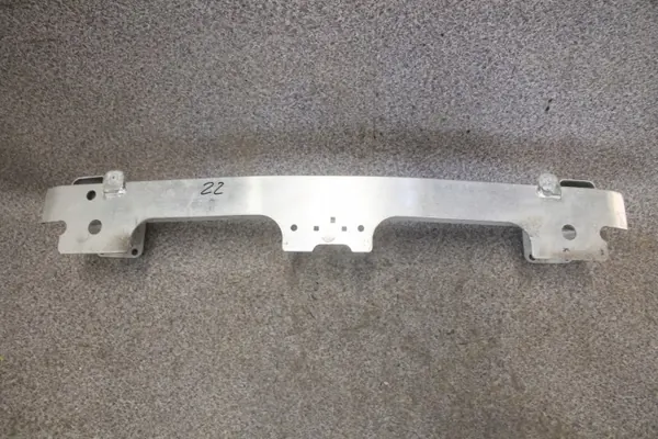 Peugeot 2008 Voorbumper Balk OEM 9832864880 image 2