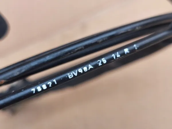 Cable apertura capó OEM 656211KK0A Nissan Juke image 3