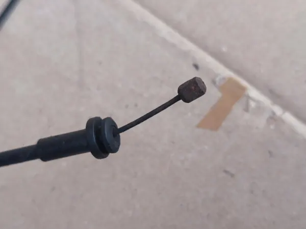 Cable apertura capó OEM 656211KK0A Nissan Juke image 6