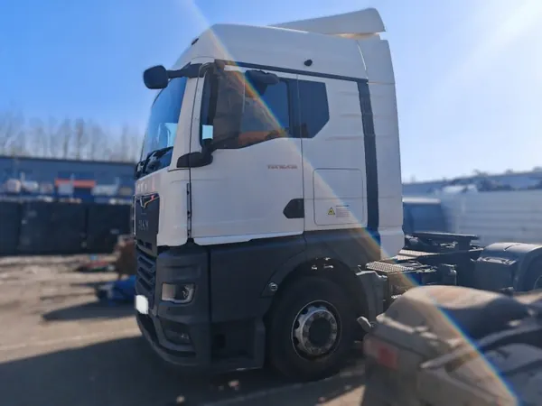 Cabina completa XLX para MAN TGX TG3 2020+ OEM XXXZ image 3