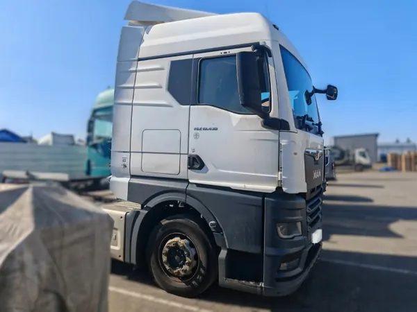 Cabina completa XLX para MAN TGX TG3 2020+ OEM XXXZ image 6
