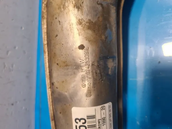 Escape Central VW Transporter T4 074253091E image 5