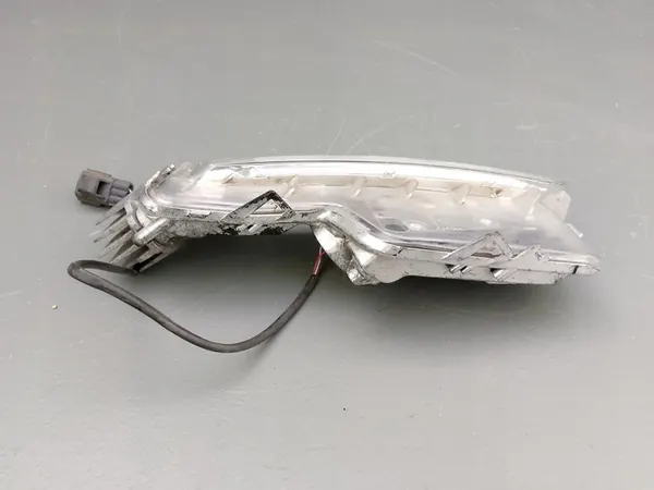 VOLVO S60 V60 LIFT 2013- REFLETOR LED ESQUERDO 31353289 image 3