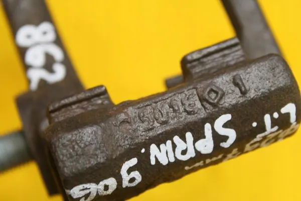 Vänster Bakgaffel OEM 862 JARZMO MERCEDES 297mm image 6