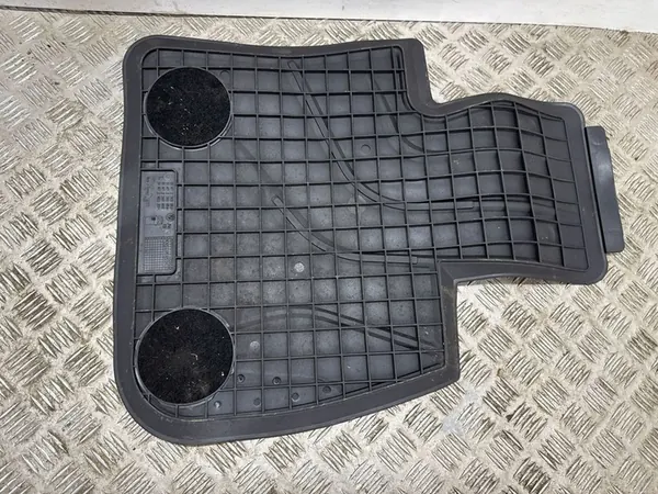 Autot matot BMW X1 F48 F49 image 4