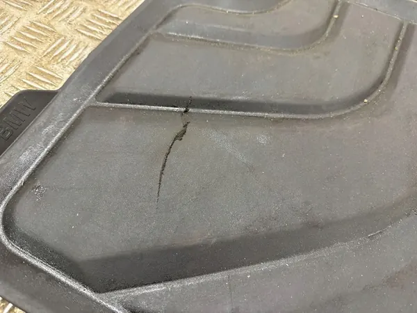 Autot matot BMW X1 F48 F49 image 8