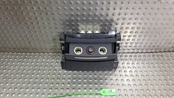 Cendrier OEM 4H0864051B Prise 12V pour Audi A8 D4 image 4