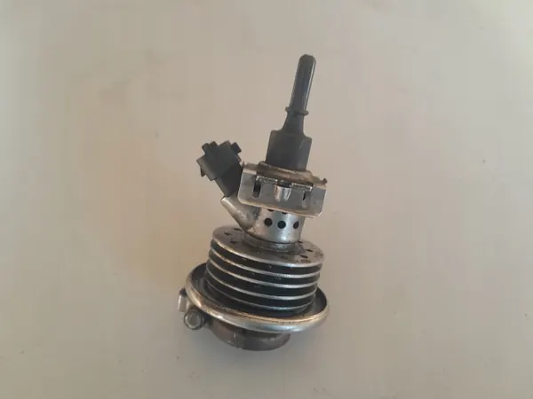 Inyector AdBlue Jeep OE OEM 04627710AC - Usado image 2