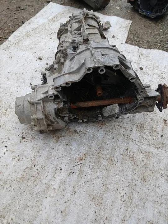 Manuaalivaihteisto AUDI A5 8T 1.8TFSI MVQ image 5