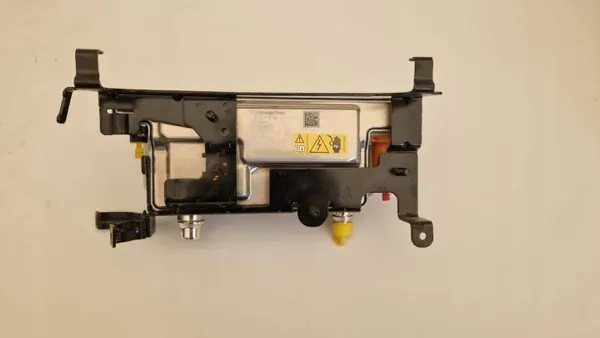 Mercedes Accuverwarmingsmodule OEM A2948350400 image 2